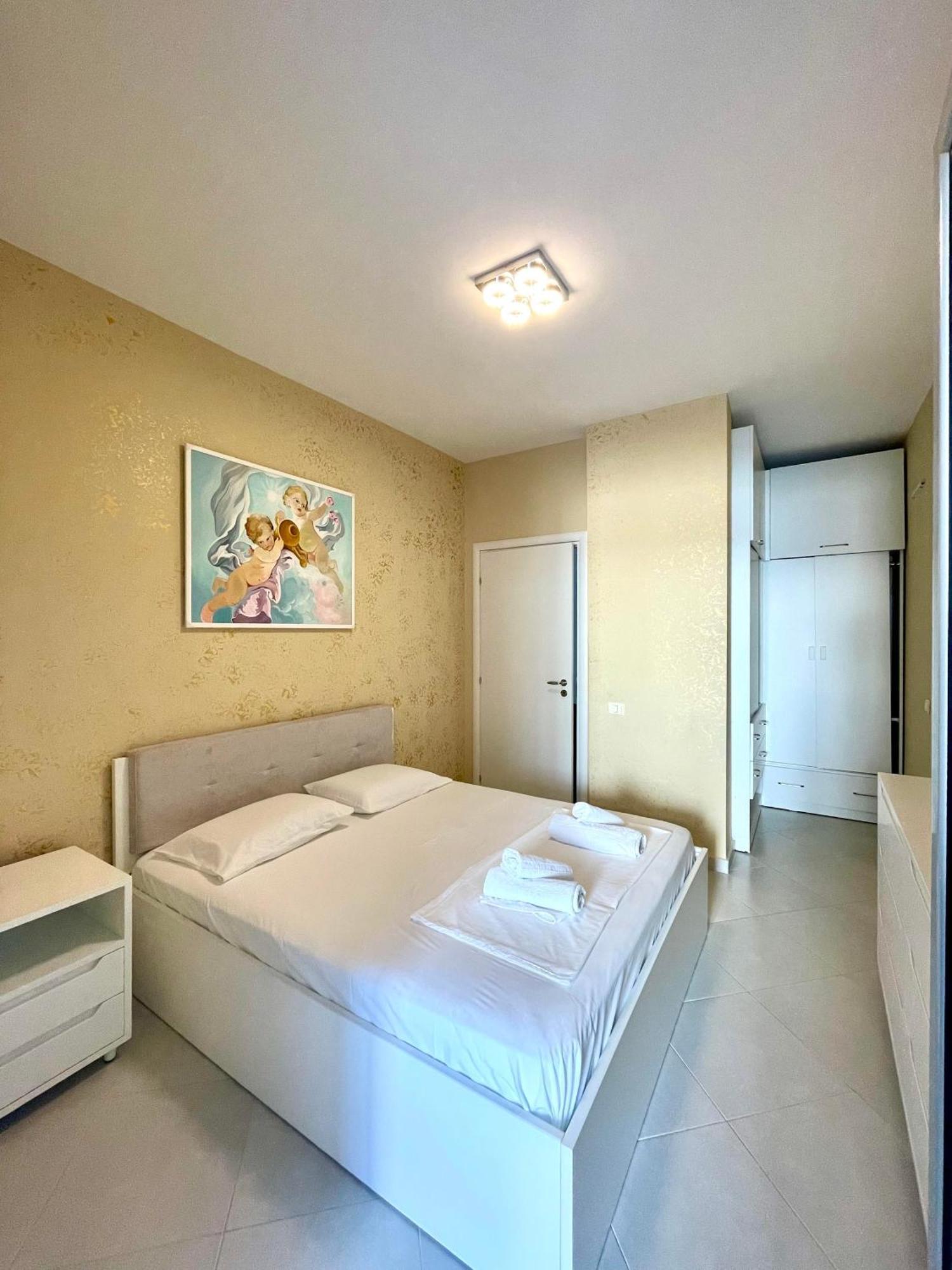 Modern In Lungomare, With Amazing Sea View Leilighet